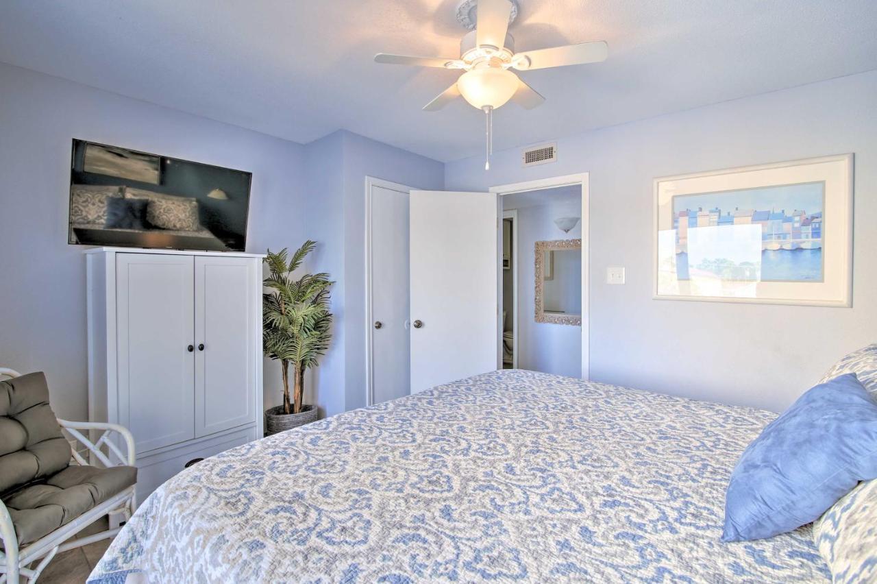 Sunny Oceanfront Condo On South Padre Island Beach Bagian luar foto